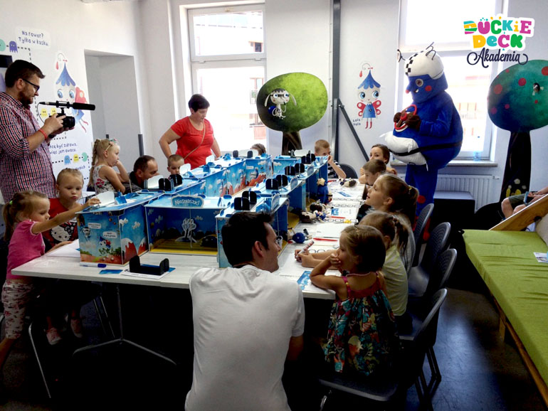 Akademia Duckie Deck Konkurs 01