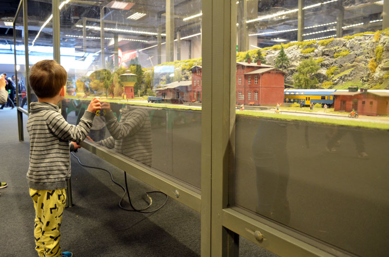 >Wielka Makieta Kolejowa