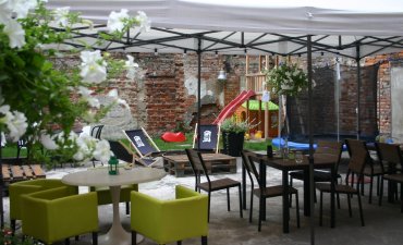 źródło: www.stalowa52.pl/restauracja