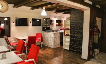 źródło: http://8stop.pl_576553555754424_2008622209_n