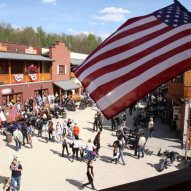 źródło: http://www.twinpigs.zory.pl