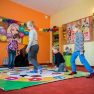 źródło: www.papuga.edu.pl/galerie/zajecia-jezykowe