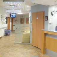 źródło: www.dentalart.eu/klinika.html