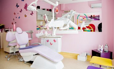 źródło: www.mmdent.pl/gabinet/#prettyPhoto[mg22]/1/