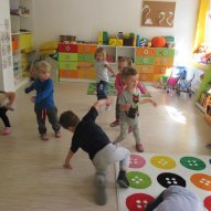 źródło: www.pomaranczowe-przedszkole.pl/galeria-zdjec.html#galeria/org/20150714102409_IMG_0769.JPG