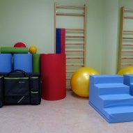 źródło: www.facebook.com/plusmediclublin/photos/a.1026621337430035.1073741831.731522866939885/1026621474096688/?type=3&theater