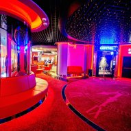 źródło: www.helios.pl/47,Lodz/OpisKina/