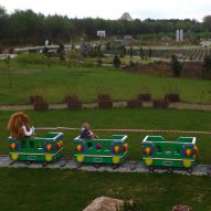 źródło: www.facebook.com/deliparkrosnowko/photos/a.878487272216376.1073741854.737120986353006/878487378883032/?type=3&theater