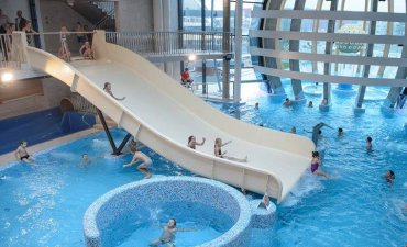 źródło: www.facebook.com/AquaLublinMosir/photos/a.102771683415312.1073741829.101727810186366/439584033067407/?type=3&theater