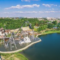 źródło: www.facebook.com/legendia.slaskie.wesole.miasteczko/photos/a.253066481372439.72488.252585851420502/1692520560760350/?type=3&theater