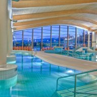 źródło: https://hotelbania.pl/