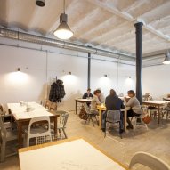 źródło: http://offpiotrkowska.com/portfolio-items/tari-bari-bistro